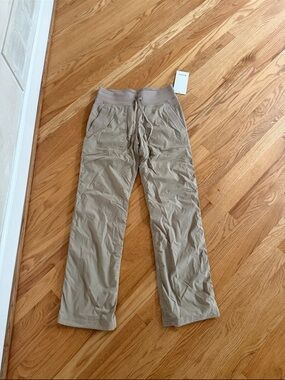 Lululemon dance studio MR lined pants regular size 6 khaki